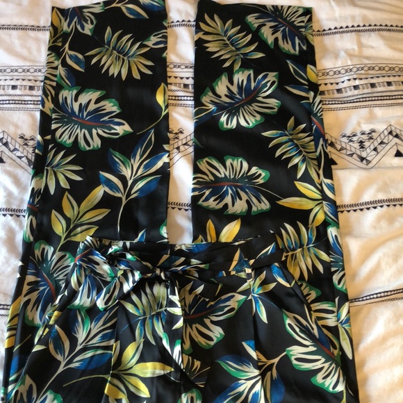 Zara High waisted dress pants - Picture 2 of 2